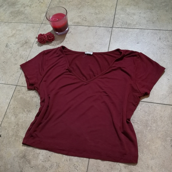 🔵 3/$30 Deep Wine Red Crop Top - Picture 9 of 13
